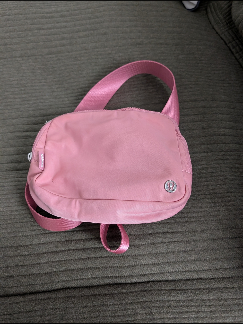 lululemon 2 L Pink Compact Crossbody Bag